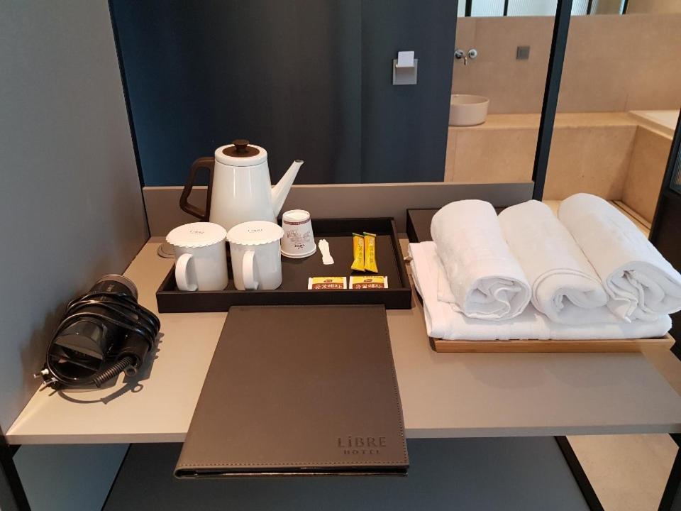 Siheung Hotel Libre מראה חיצוני תמונה